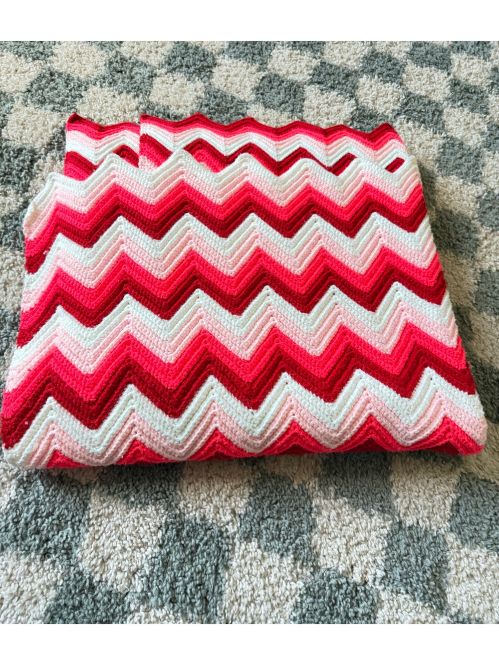 VTG Handmade Pink White Chevron Crochet Afghan Throw Blanket Hippie Boho Granny